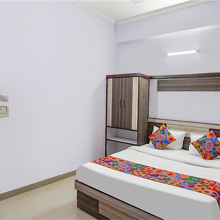 Hotel The Golden Bird Agra  Exterior photo